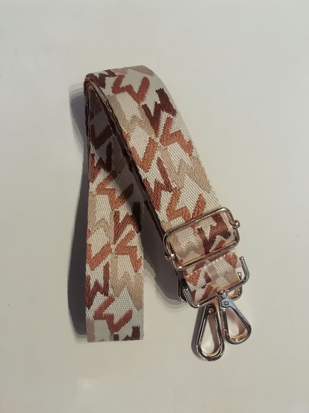 Monograma “M” Cobre, Beige y Blanco - Imagen 2